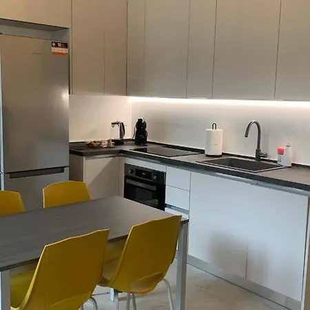 Apartamento Dimora Di Privacy Fronte Parco E Ospedale Di Monza *