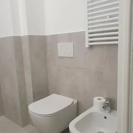 Apartamento Dimora Di Privacy Fronte Parco E Ospedale Di Monza Lissone