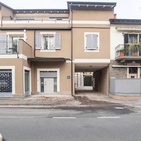 Dimora Di Privacy Fronte Parco E Ospedale Di Monza Apartamento *